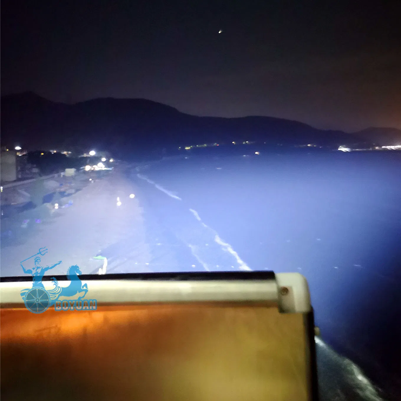 Industrial Stainless Steel Marine LED Floodlight for Offshore Port Shipyard Coastal Facility and Fish Farm Lighting with Wide Voltage Input