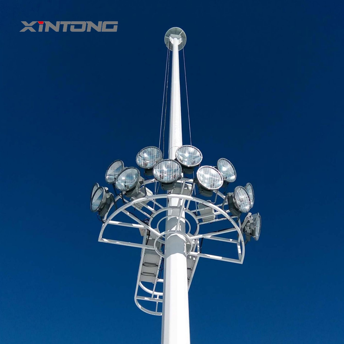 XINTONG High Mast Outdoor Tunnel Commercial Lighting LED High Mast Light for Football Field Stadium