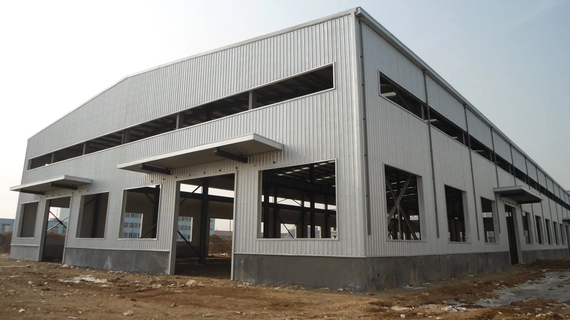 Durable Metal Workshop Solutions for Easy Transport and Safety