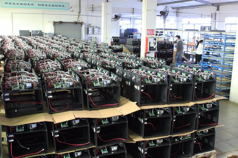 Professional Generator 300W 500W 1000W Portable Solar Home Lighting System Kit