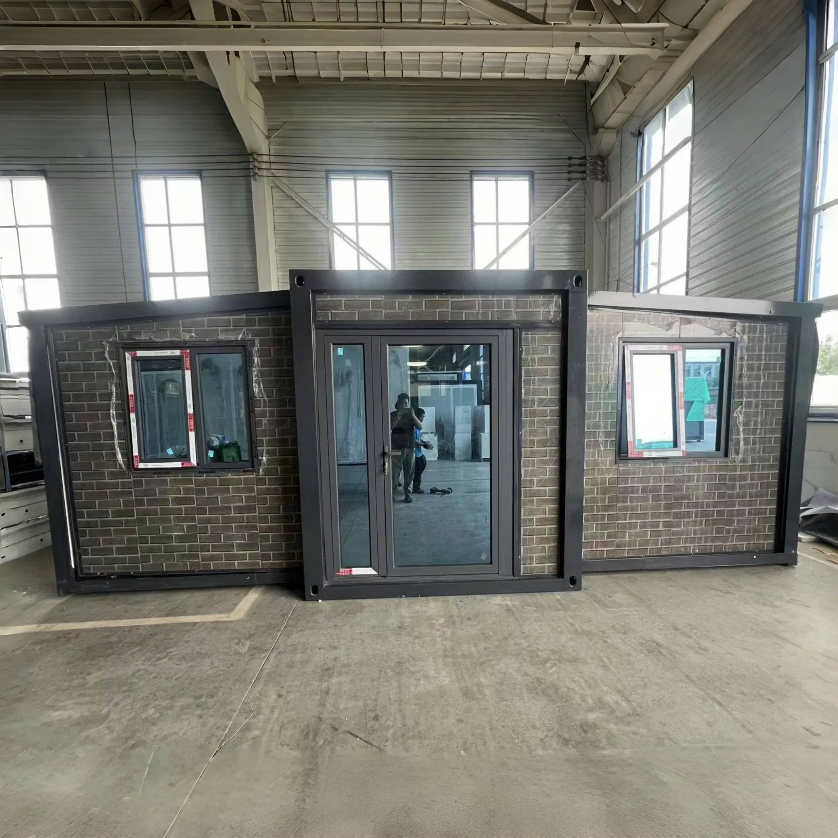 Unidade Modular de Aço Expandável Moderna para Vida Versátil