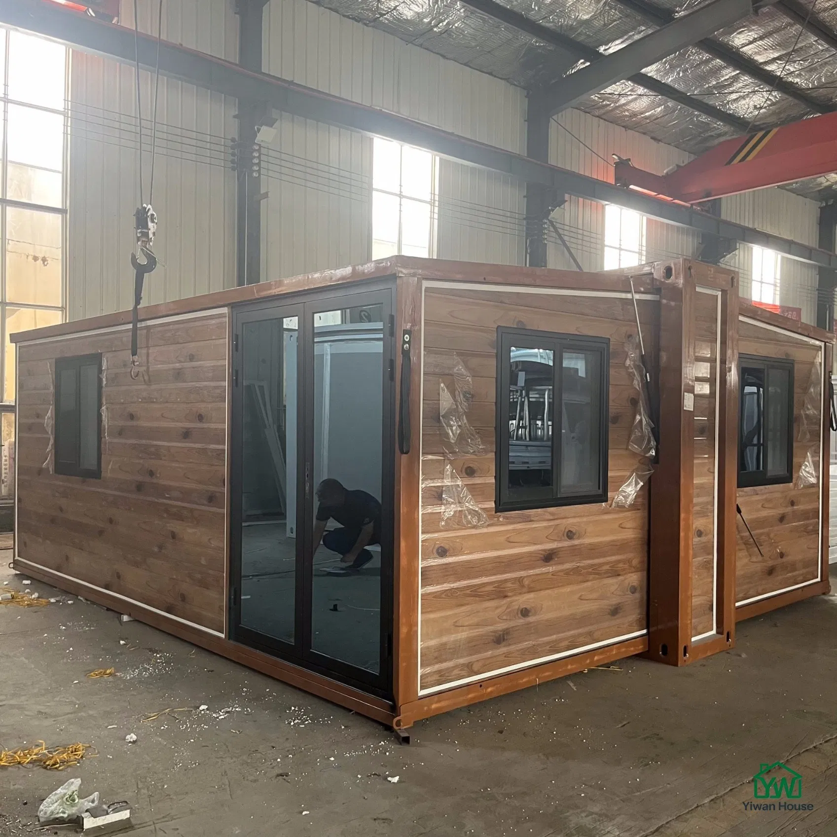 Casa Contêiner Dobrável Expandável de Dois Andares 40FT com Varanda Prefabricada e de Dupla Asa