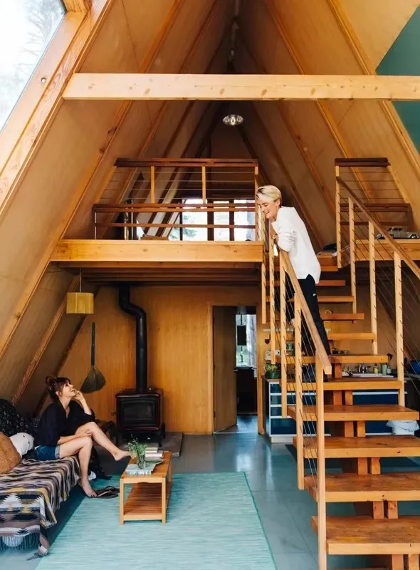 Casa Triangular 8