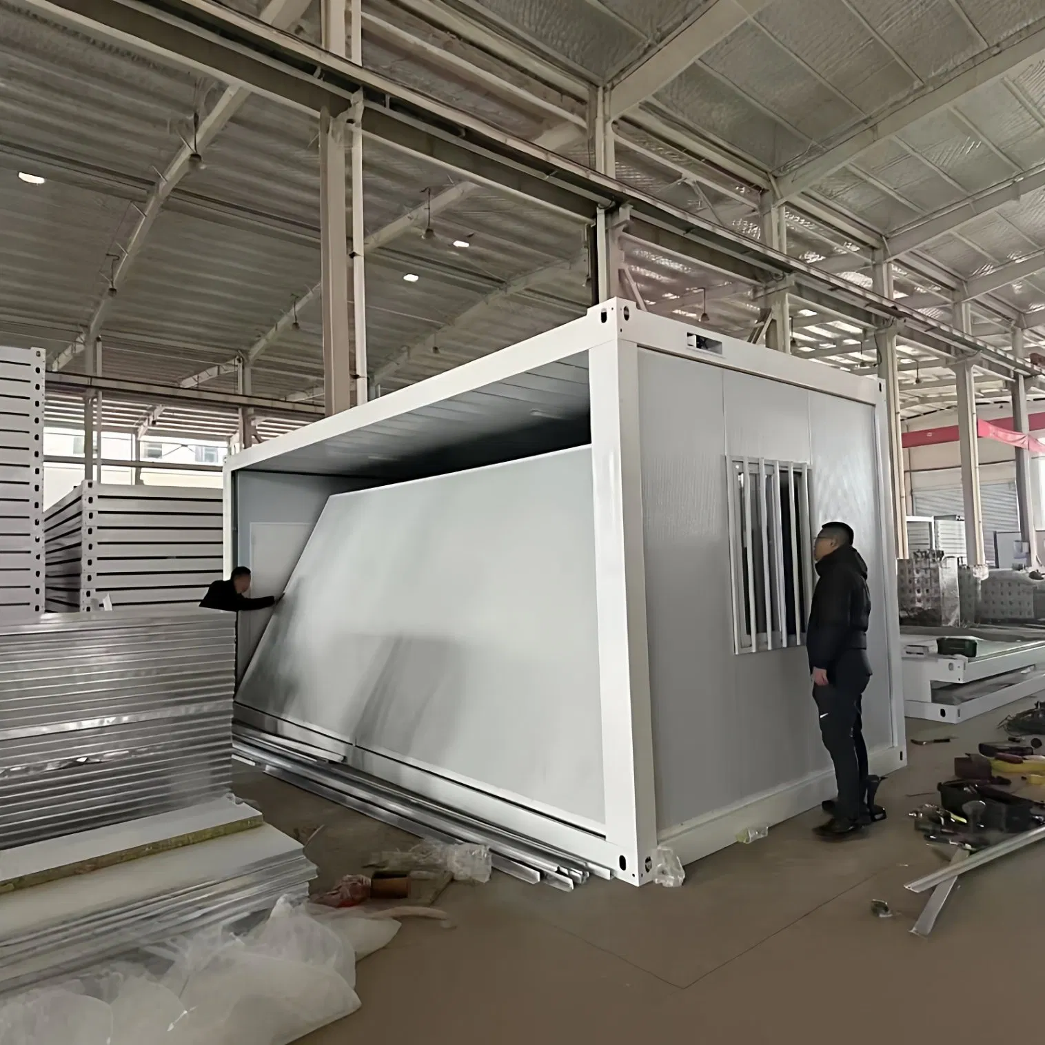 Casa Modular Dobrável em Forma de Z Fotovoltaica Autossuficiente para Vida Ecológica em Espaços Pequenos