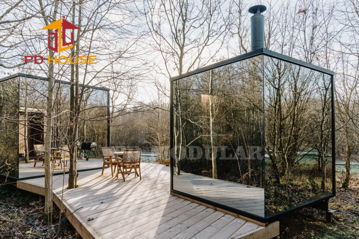 Casa Modular Prefabricada em Floresta de Lago Montanhoso Resort Moderno Acampamento no Campo Alojamento Portátil com Vidro Espelhado Hotel com Sauna