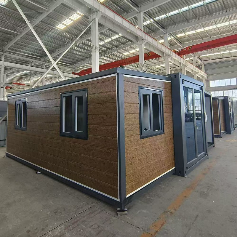 Pequena Casa Container Modular de Madeira Prefabricada para Armazenamento Padrão de Soldagem Casa Container de Expansão Prefabricada Mini Conveniente Pequena Casa com Cama