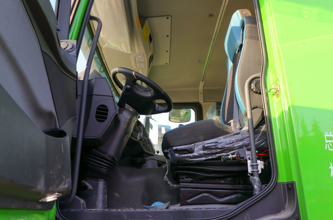 Foton Dump Trucks, ATM Trucks, Zf, Environmentally Friendly, High Load Capacity, 6X4/8X4, 500HP, Brand New Factory Direct Supply,40-60 Tons,for Cargo Transporta