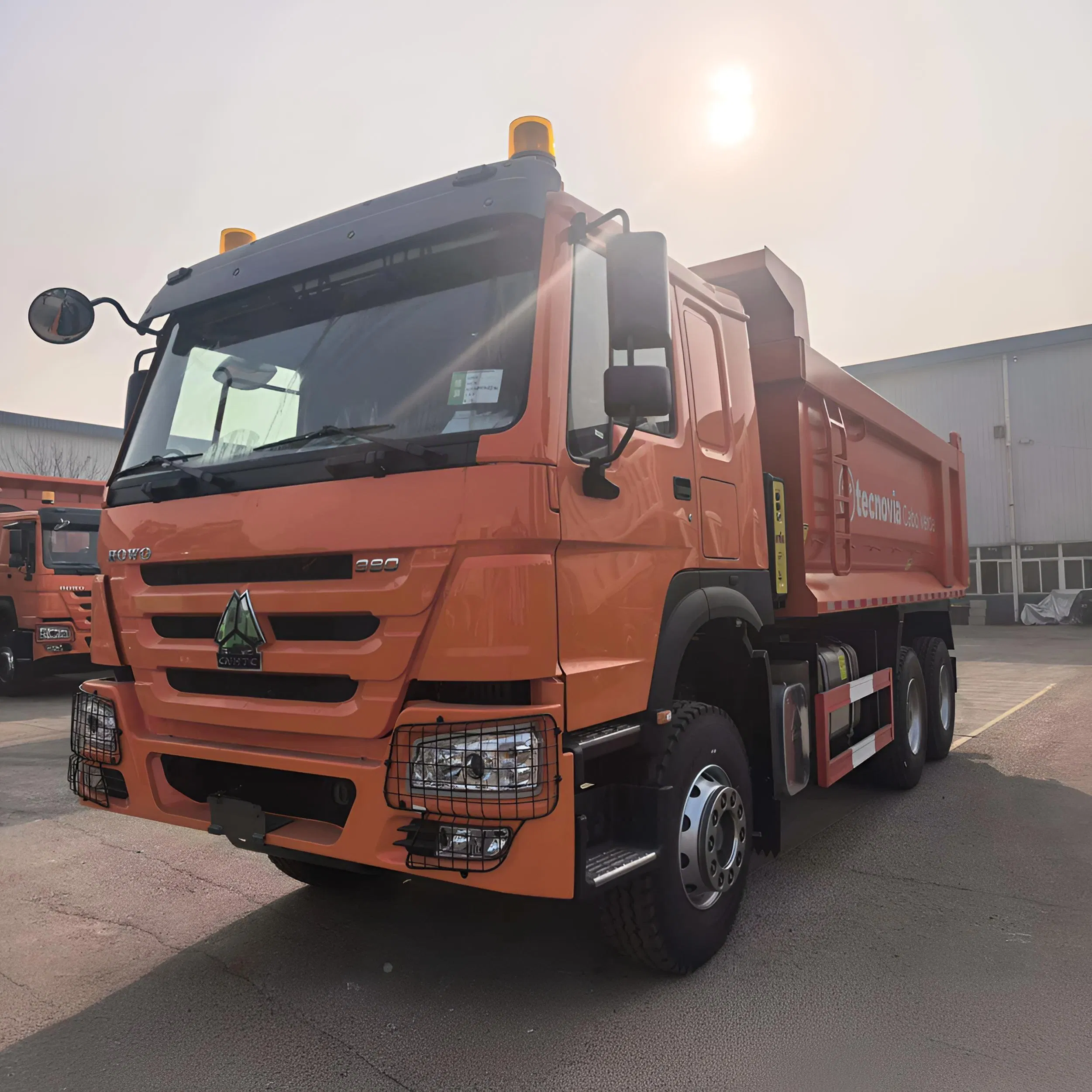 China Sinotruk HOWO Heavy Duty 6X6 All Wheel 4WD Electric Crawler Crane Diesel Man Trailer Dumper Tipper Dump Truck Trailer Price for Sale