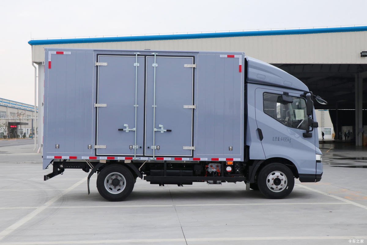 Higher Power and Faster Charging Byd's Pure Electric Range of 150km All-Electric Urban Logistics and Distribution Van-Mounted Light Truck