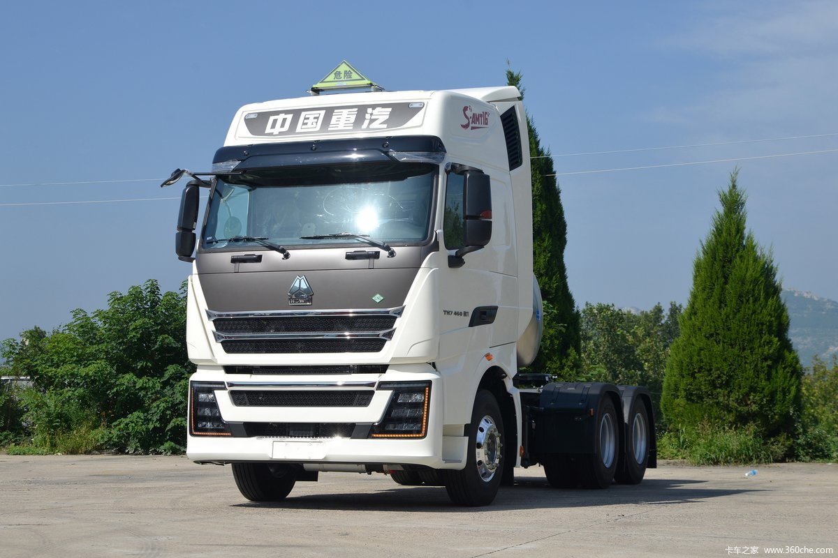 Sinotruk New HOWO Nx Hohan 4X2 6X4 10 Wheels Transport Semi Trailer Head Heavy Duty Cargo Fuel Diesel Flatbed Prime Mover Towing Tractor Truck