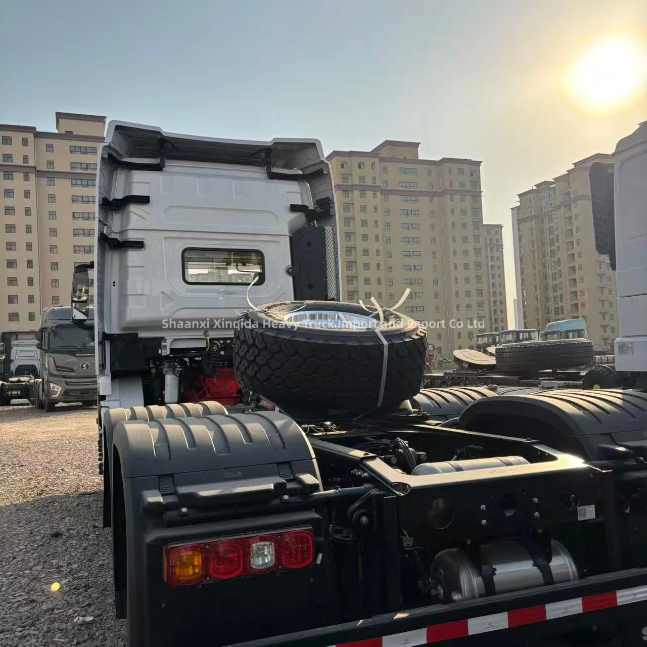 Shacman X5000 Tractor Head Heavy Loading Use Mining Haul Logistics Short-Distance Prime Mover Truck