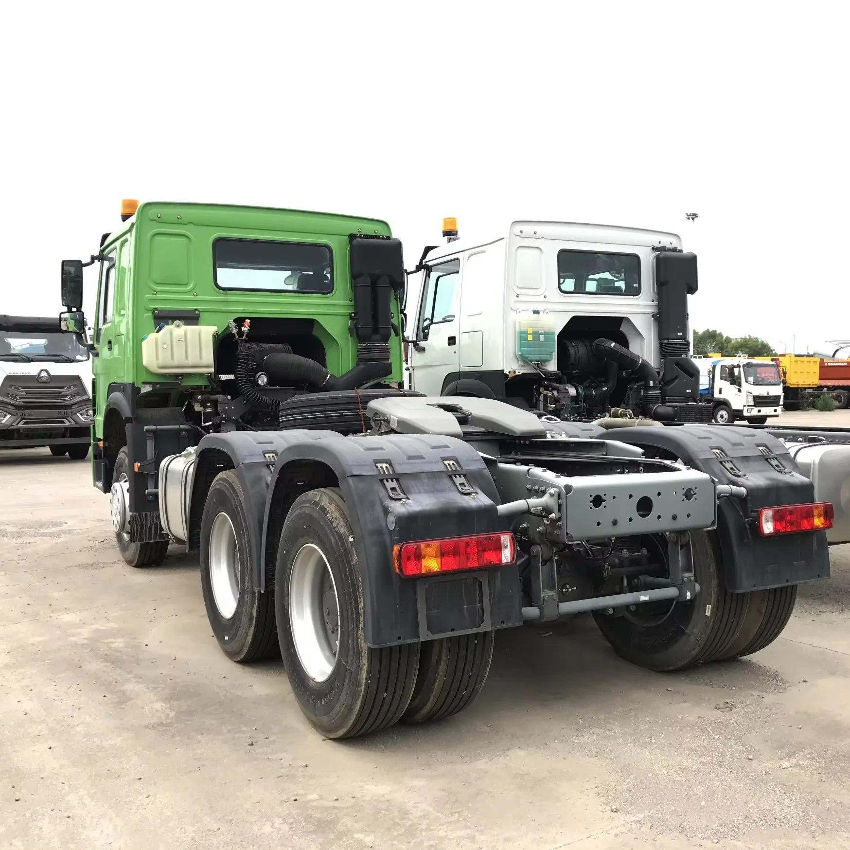 Sinotruk HOWO 10 Wheeler 420HP Prime Mover for Highway Transport Tractor Truck
