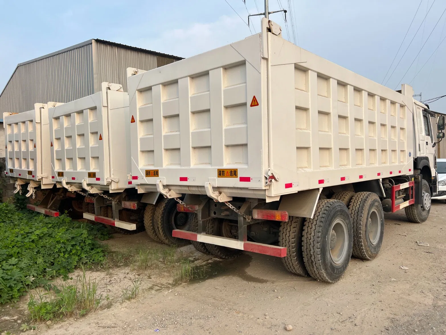 Sinotruk HOWO 371HP-380HP 25t-100t 8*4 Or6*4 Heavy Duty Used Transport Delivery Lorry Electric 12 Wheels Transportation Cargo Tipper Dump Truck for Sale