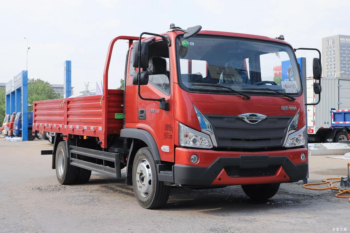 Foton Auman Factory Custom-Made, Right-Hand Drive Models, Full Range of Heavy-Duty Trucks, Dump Trucks, Cargo Trucks, All Brand New.