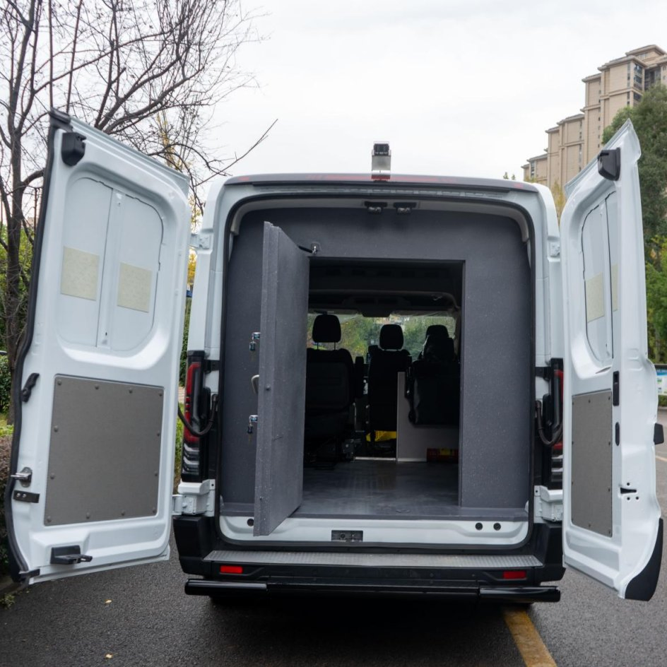 Diesel Powered Armored Money Transport Truck Cash in Transit Vehicle