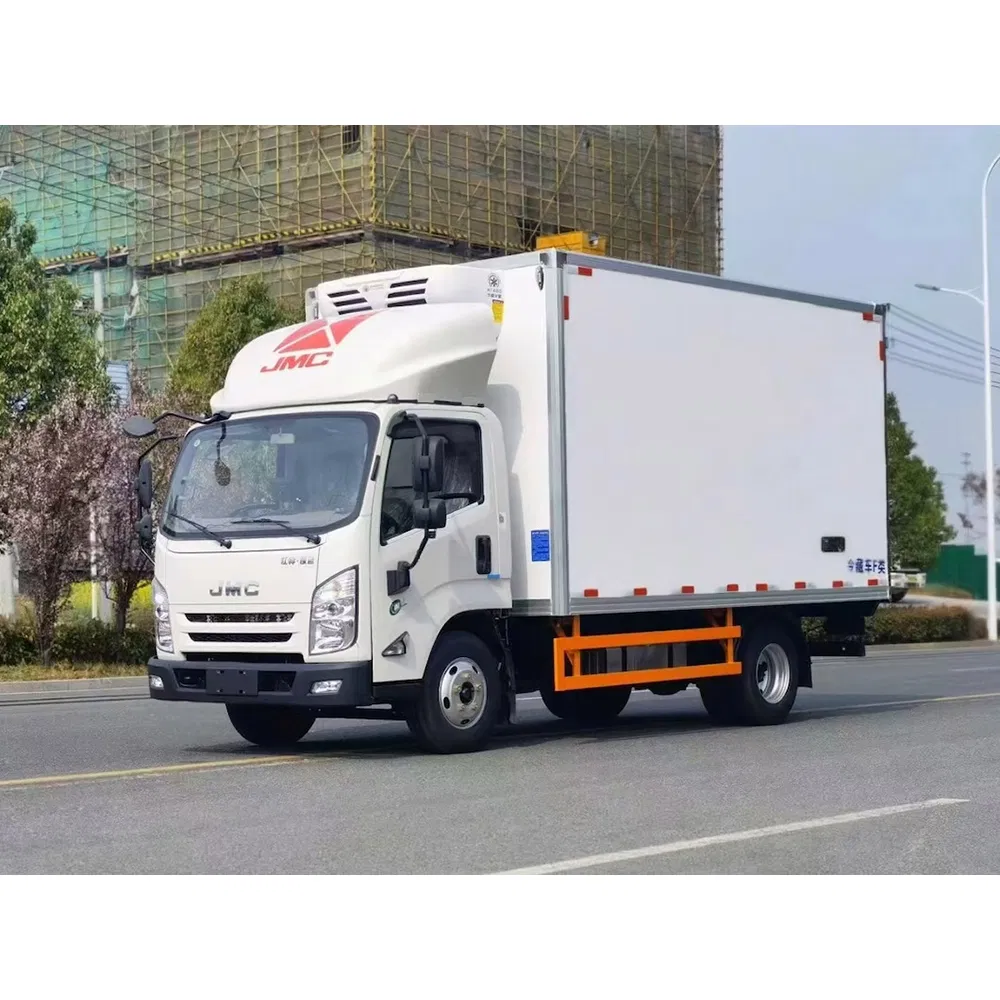 High Quality Jmc Carrying Plus Hydraulic Brake 3tons Small Refrigerated Refrigerator Van Truck Fish Transport Freezer Truck 68kw Light Truck