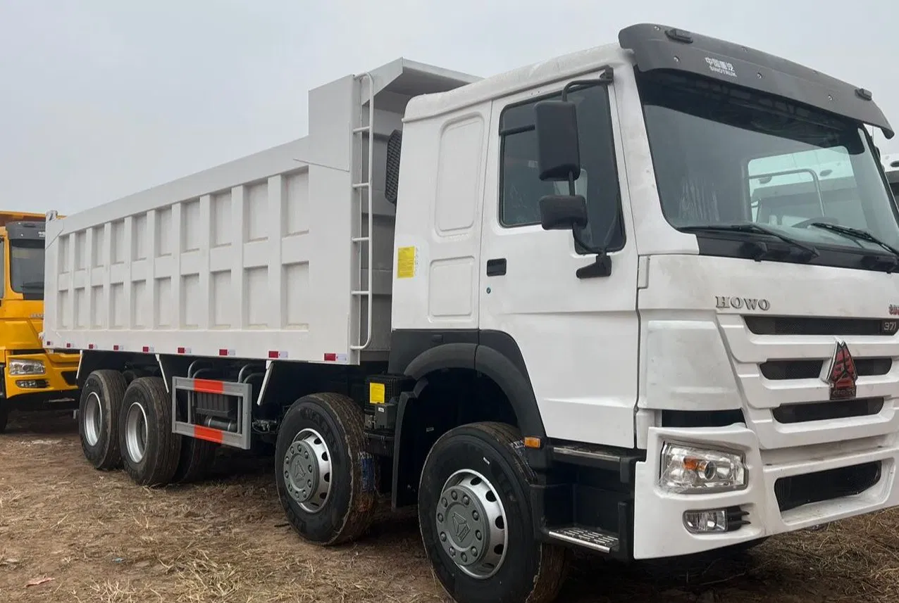 HOWO 8x4 Dump Truck Main View