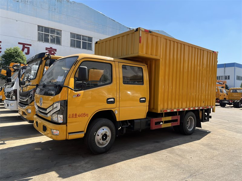 Factory Direct Sales Double-Row Cab 4X2 Van Type Cargo Lorry Truck Mobile Repair Vehicle with Tools