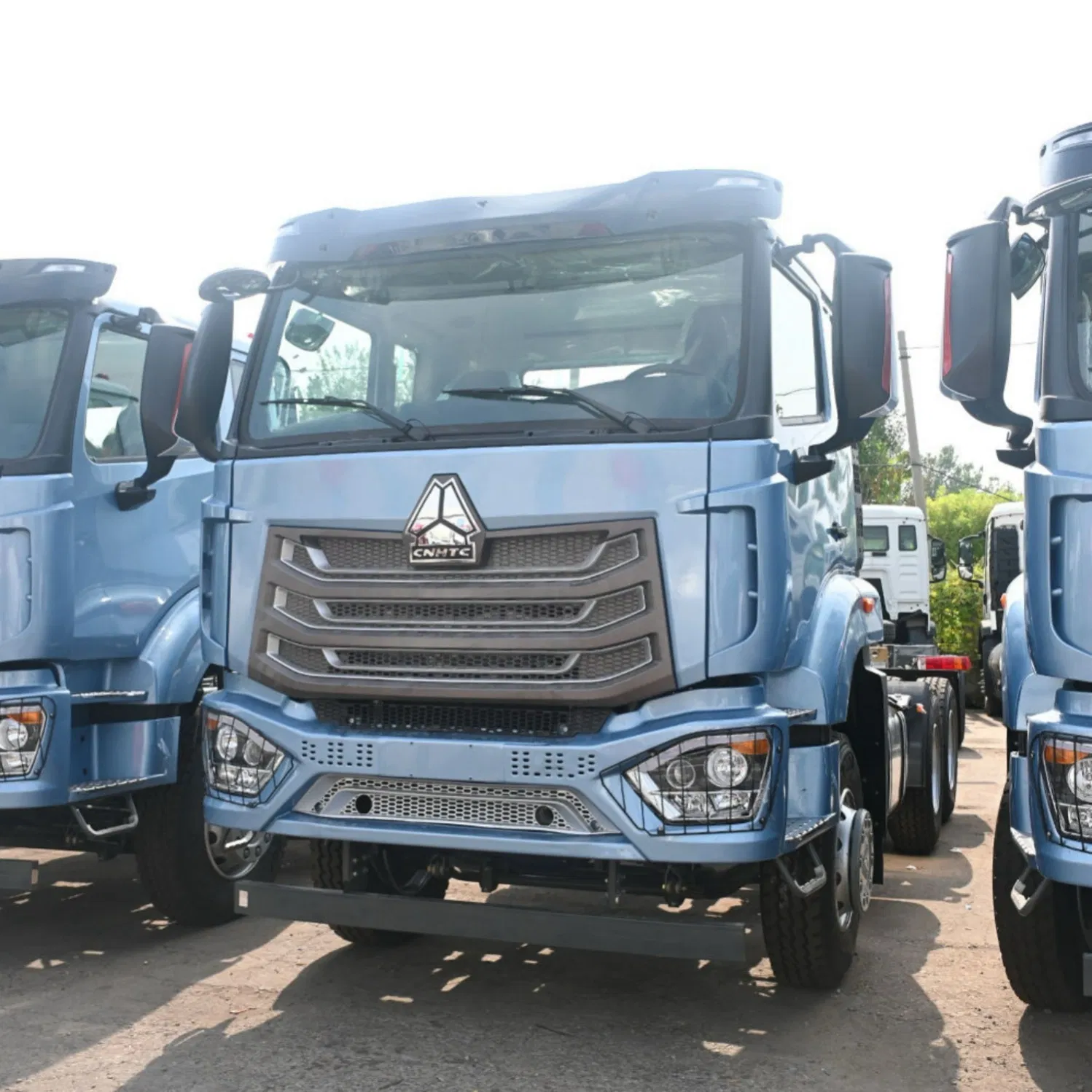 Smart Connected Sinotruk Tractor Truck Made in China Fleet Management System Logistics Efficiency