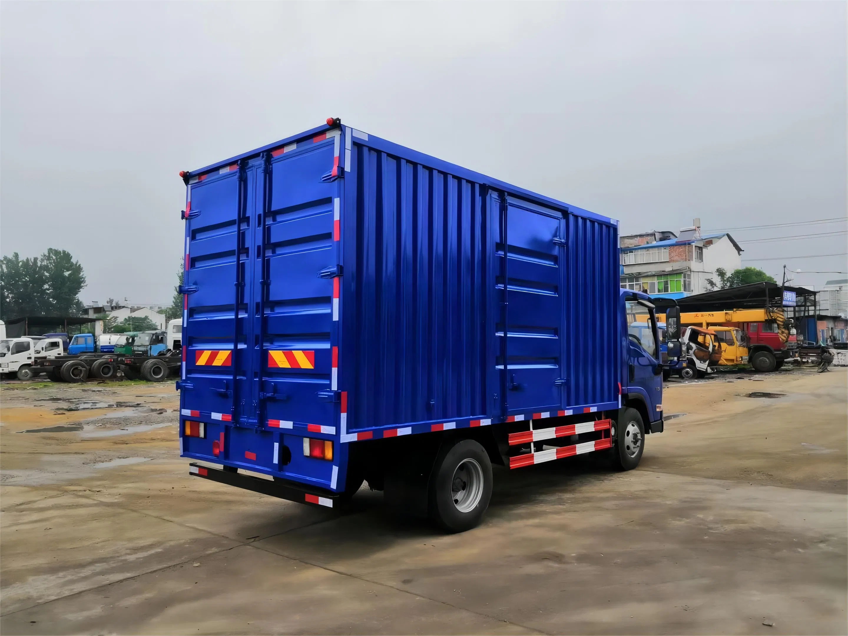 4m Box Cargo Truck Small Van Lorry Light Goods Vehicle