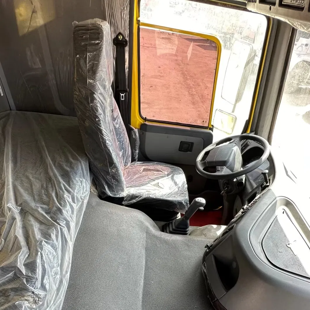 Heavy Duty Tractor Truck View 4