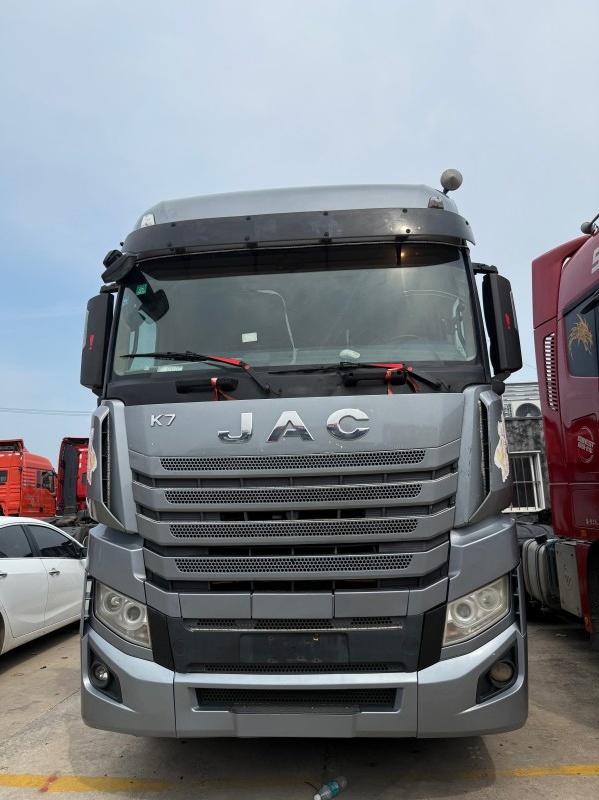 Good Fuel Economy Simpler Structure 6&amp; Times; 4/4&amp; Times; 2 Second-Hand Truck for Urban Delivery