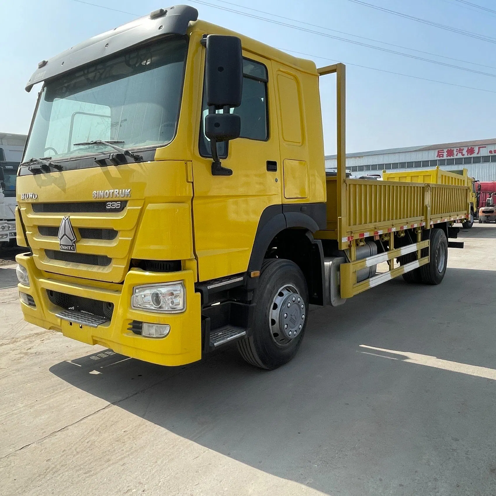 HOWO 4*2 336HP Heavy/Light Duty Truck 25tons Flatbed Transport Truck Tipper Truck