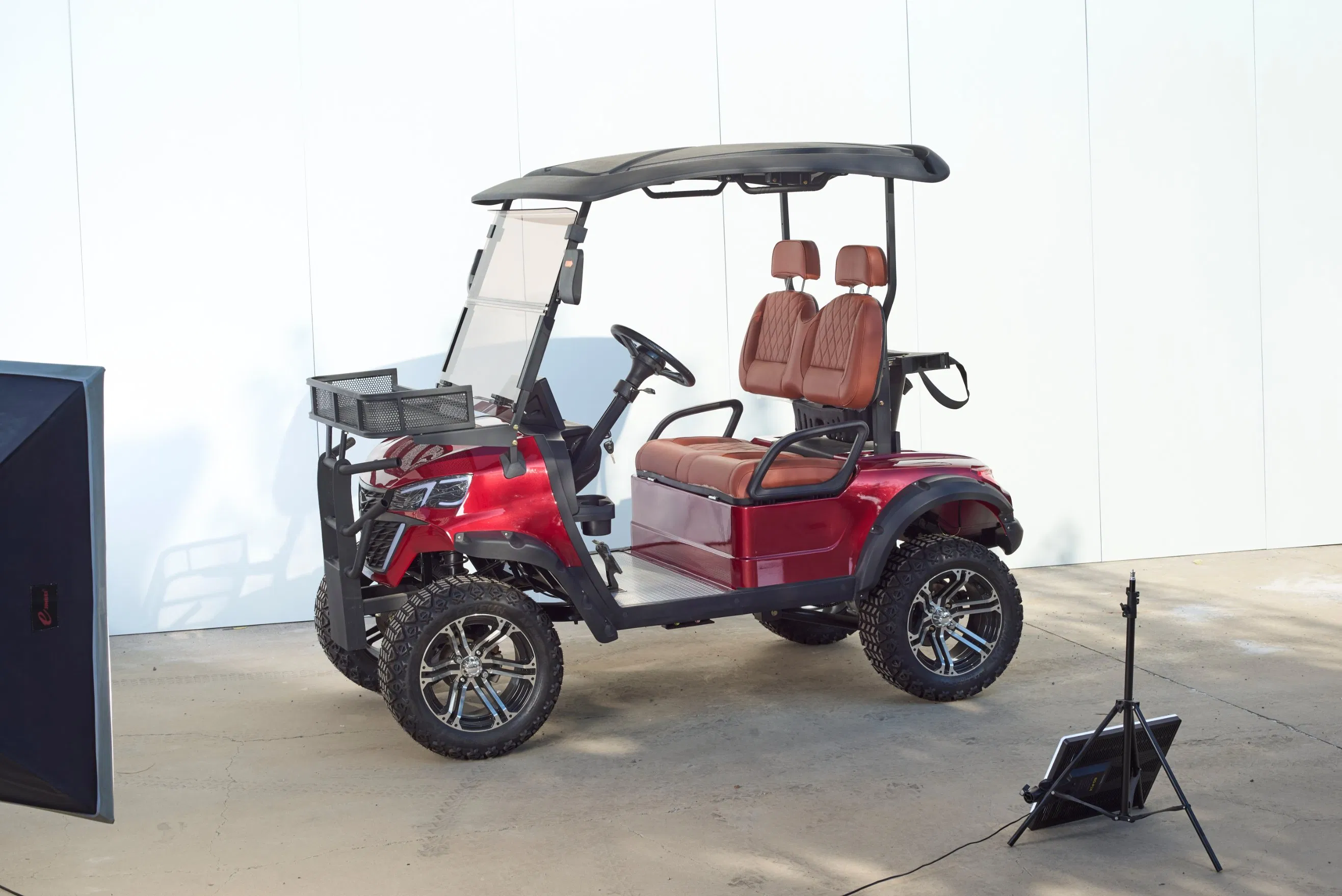 Fully Enclosed Electric Cargo Truck for City Logistics and Distribution