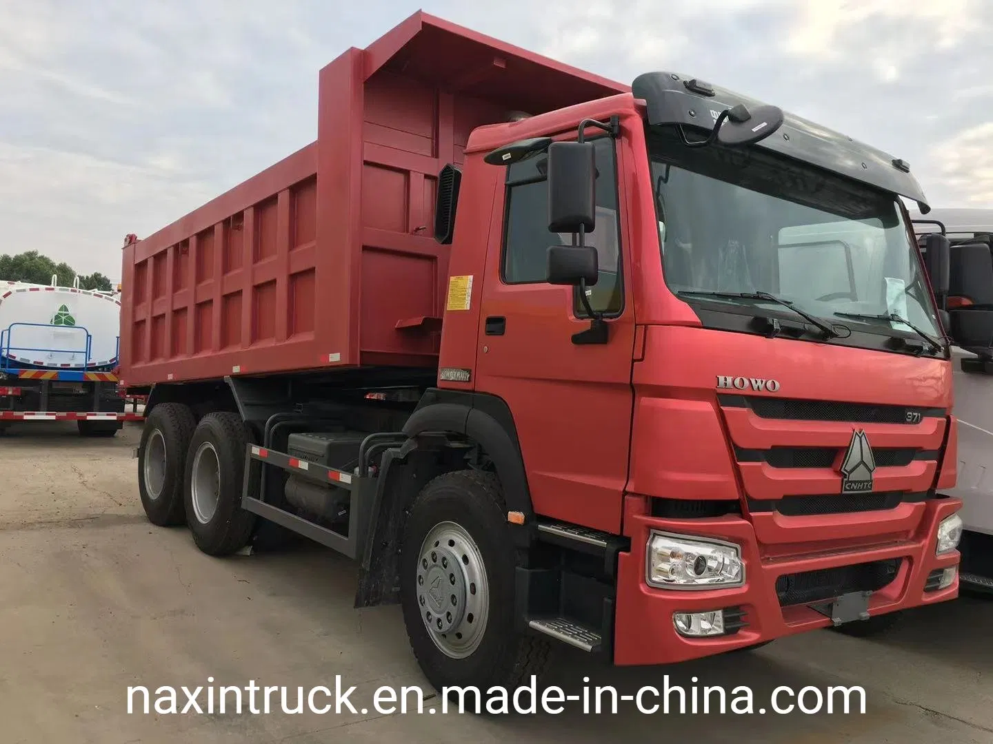 Sinotruck HOWO 6X4 Mini Dump Tipper Delivery Cargo Lorry Box Truck Used Vehicles