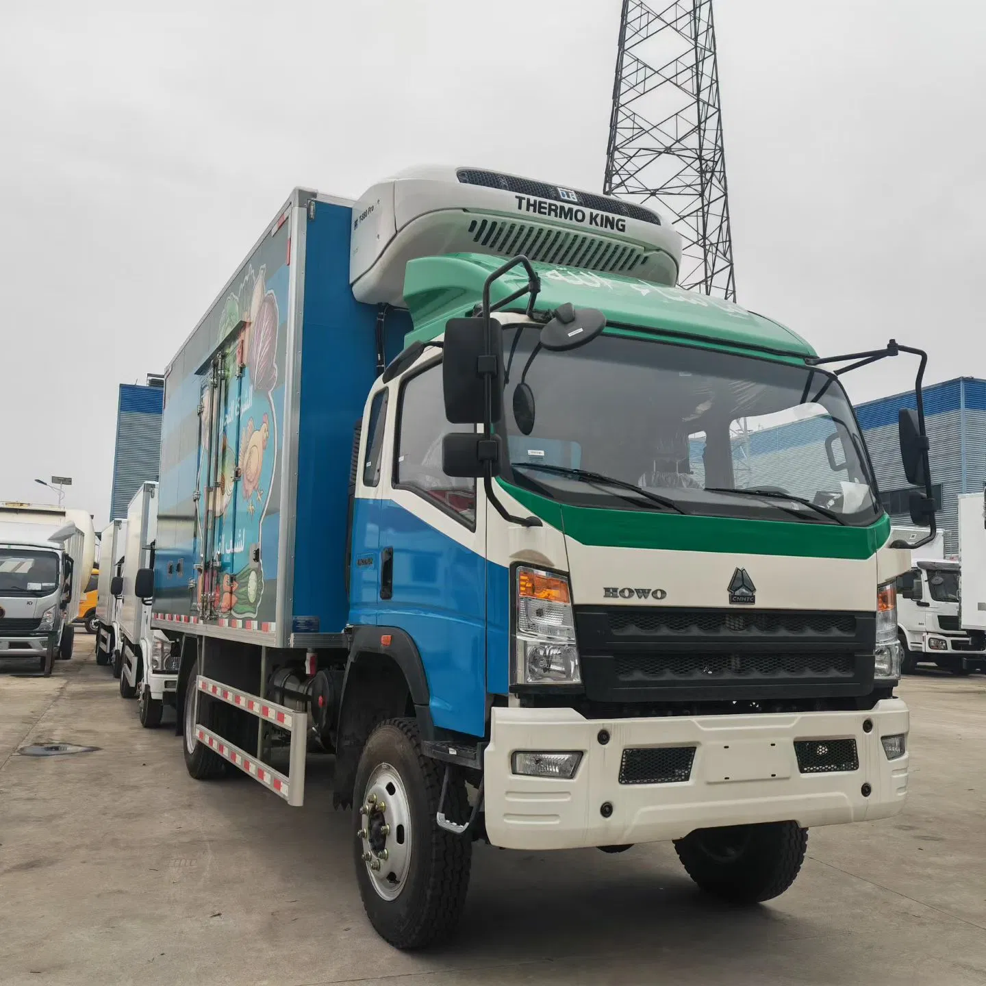 HOWO Refrigerated Refrigerator Van Box Freezer Transport Box Food Cooling Cargo Truck