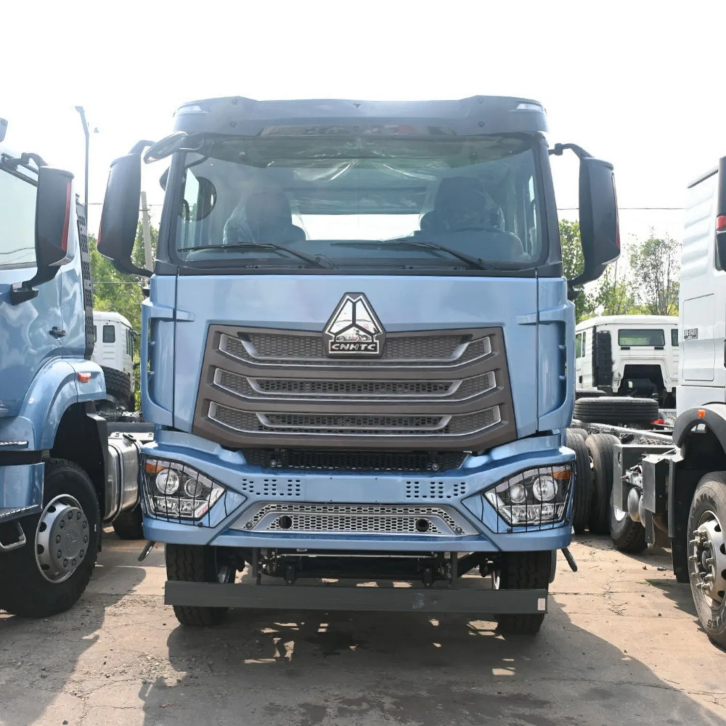 Smart Connected Sinotruk Tractor Truck Made in China Fleet Management System Logistics Efficiency