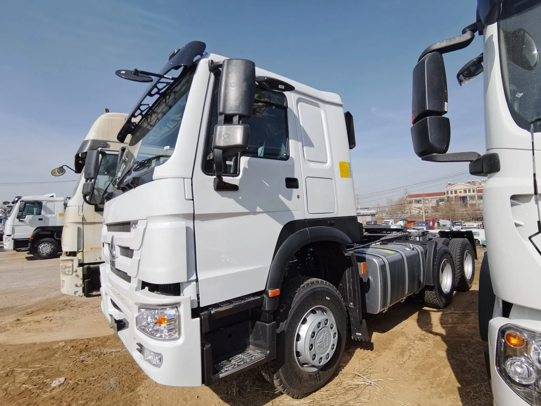 Tractor Head Tank Semi Trailer 6X4 Heavy Duty Mining Haul Truck