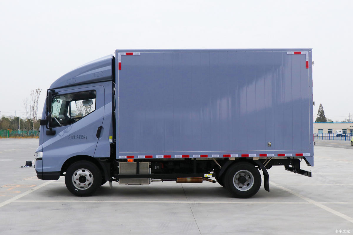 Higher Power and Faster Charging Byd's Pure Electric Range of 150km All-Electric Urban Logistics and Distribution Van-Mounted Light Truck