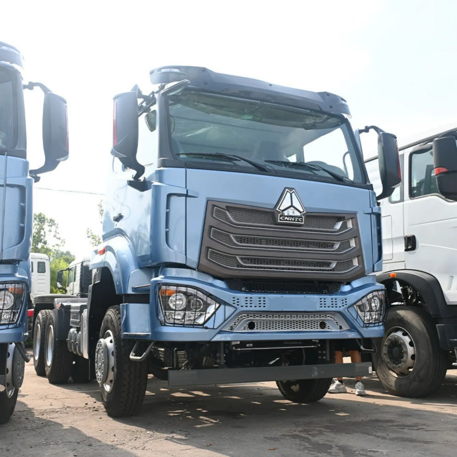 Smart Connected Sinotruk Tractor Truck Made in China Fleet Management System Logistics Efficiency