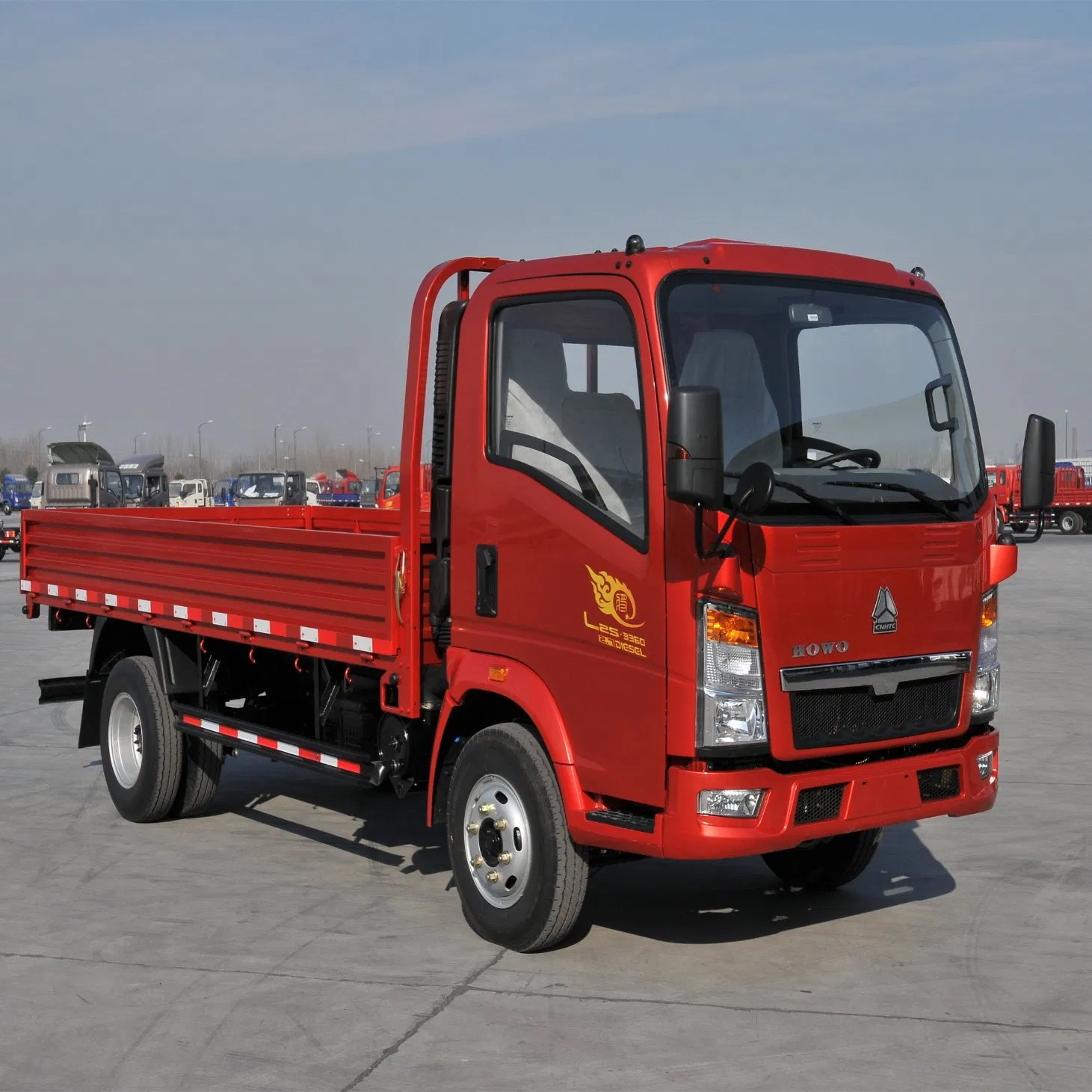 Low Price China Cheap Sinotruk HOWO 4X2 371HP 400HP Used Second-Hand New Small Mini Lorry Stake Flatbed 3 5 6 8ton Transport Trucks Light Cargo Van Box Truck
