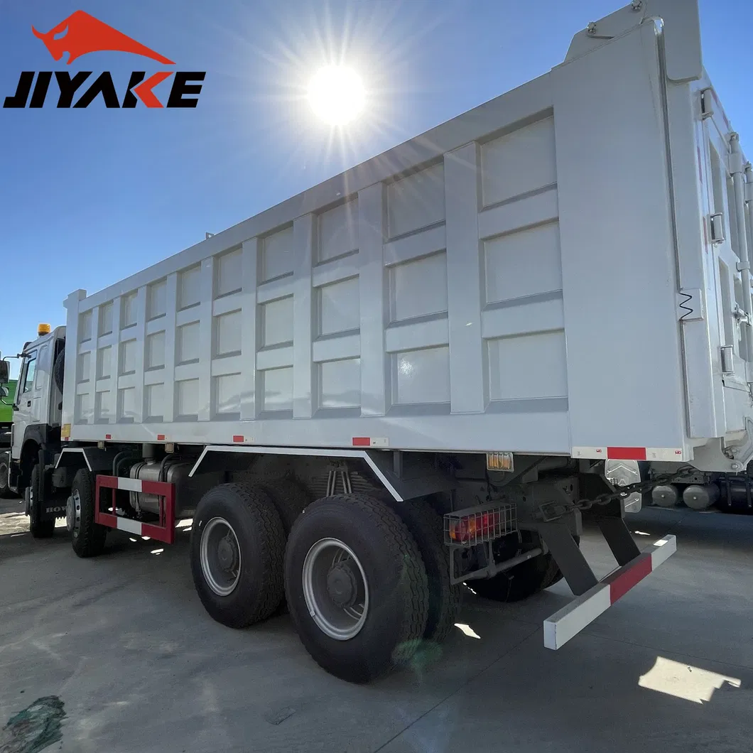 Sinotruk 8*4 Dump Truck Rear View