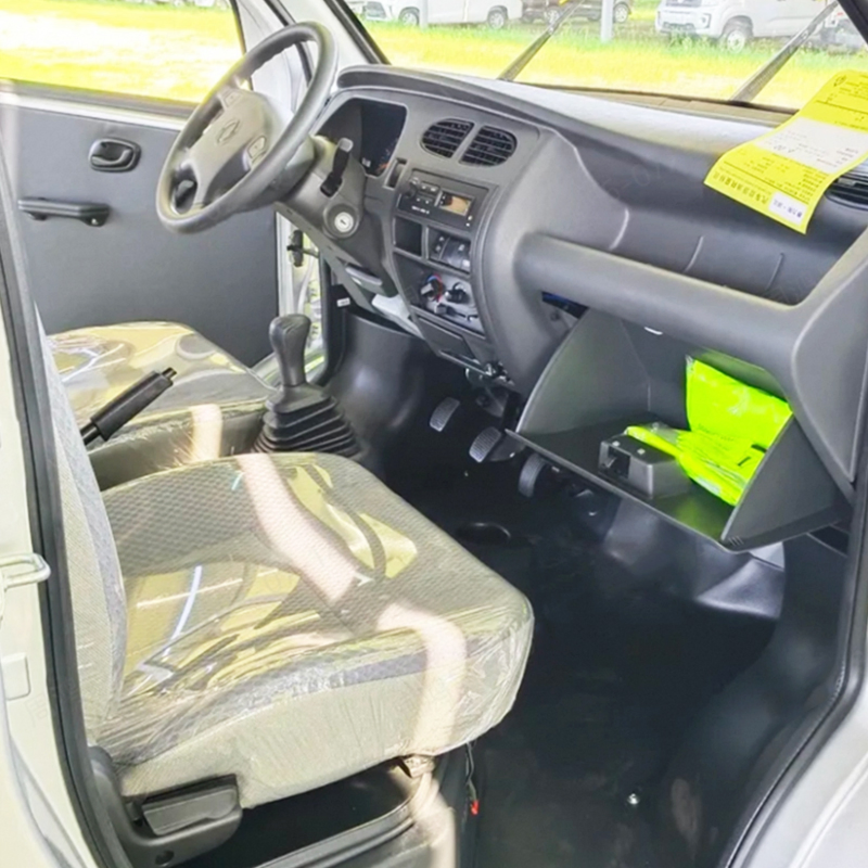 Dfsk K02 Small Cargo Light Truck 2t Capacity for Urban Logistics, Delivery, and Agriculture