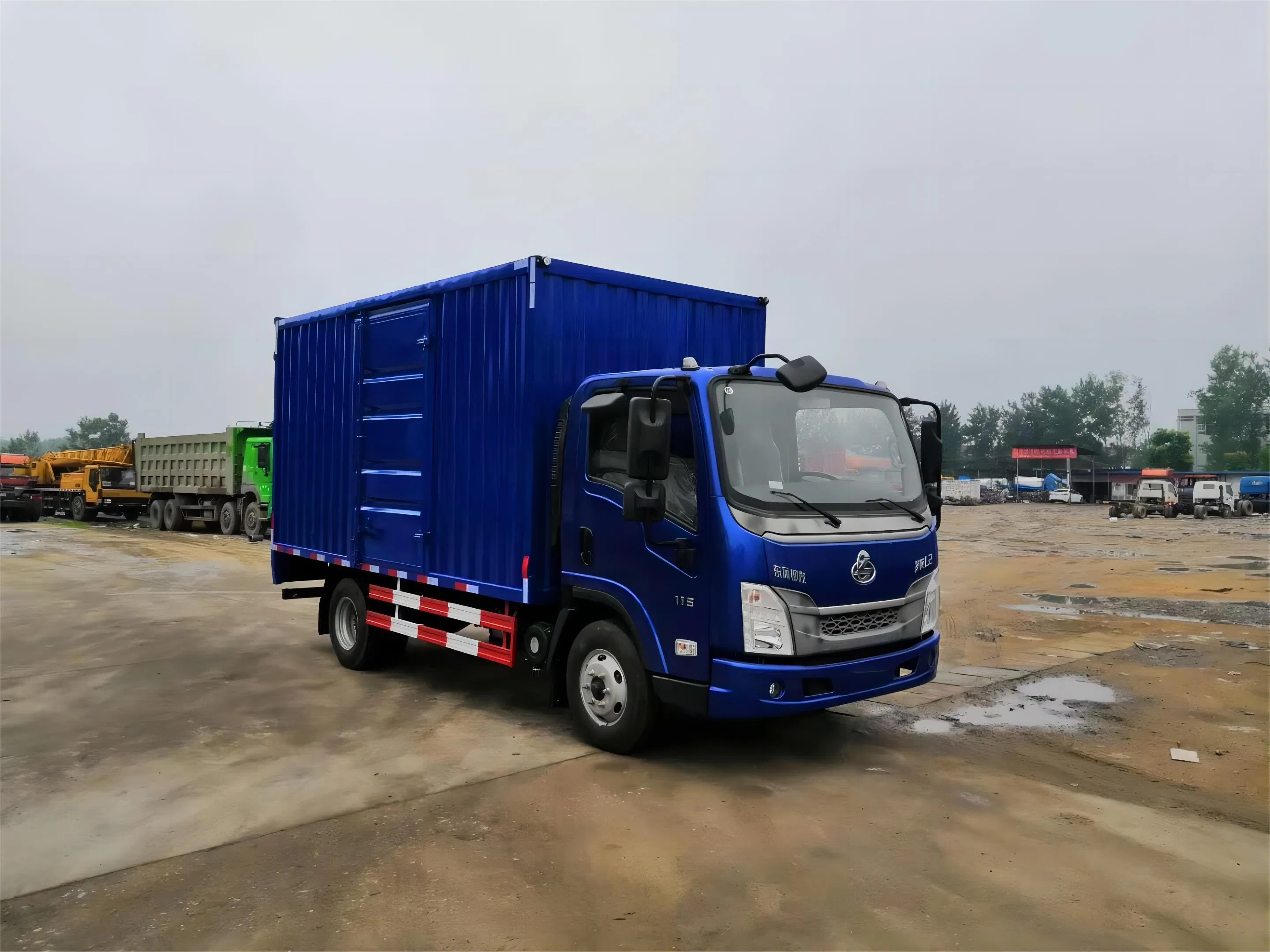 4m Box Cargo Truck Small Van Lorry Light Goods Vehicle