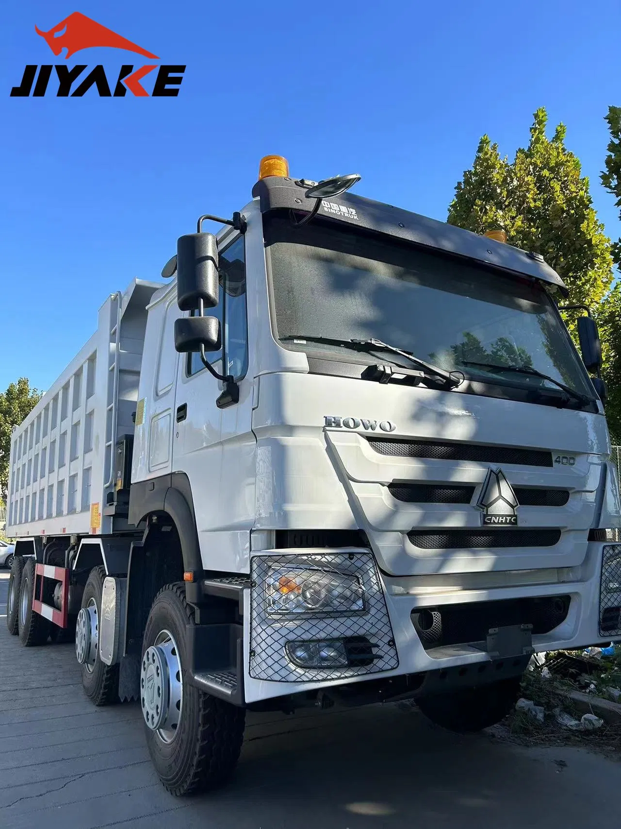 High-Performance New Sinotruk 8*4 Dump Truck for Mining and Construction Heavy Haul
