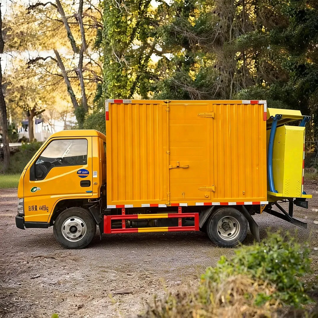 Jmc Highway Safety Truck Crash Cushion Car Mobile Impact Protection Attenuator Vehicle Anti Crash Pad Vehicle Road Maintenance Anti-Collision Buffer Truck