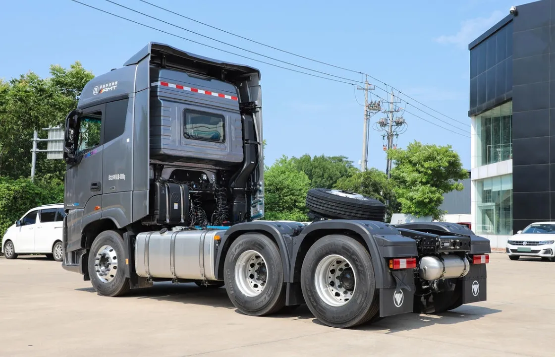 Foton Auman Galaxy Banner 1