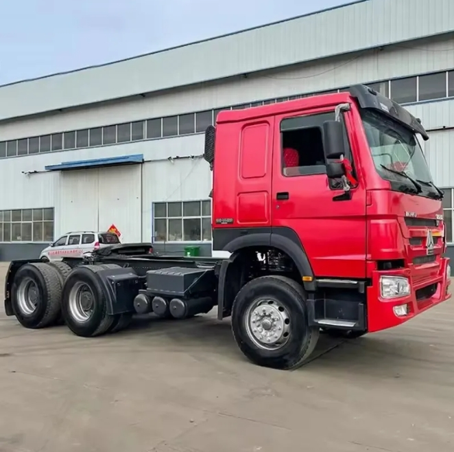 Sinotruk HOWO 4X2 Tractor Truck New Heavy Duty Prime Mover 400HP Head Truck for Highway Cargo Transport Factory Price