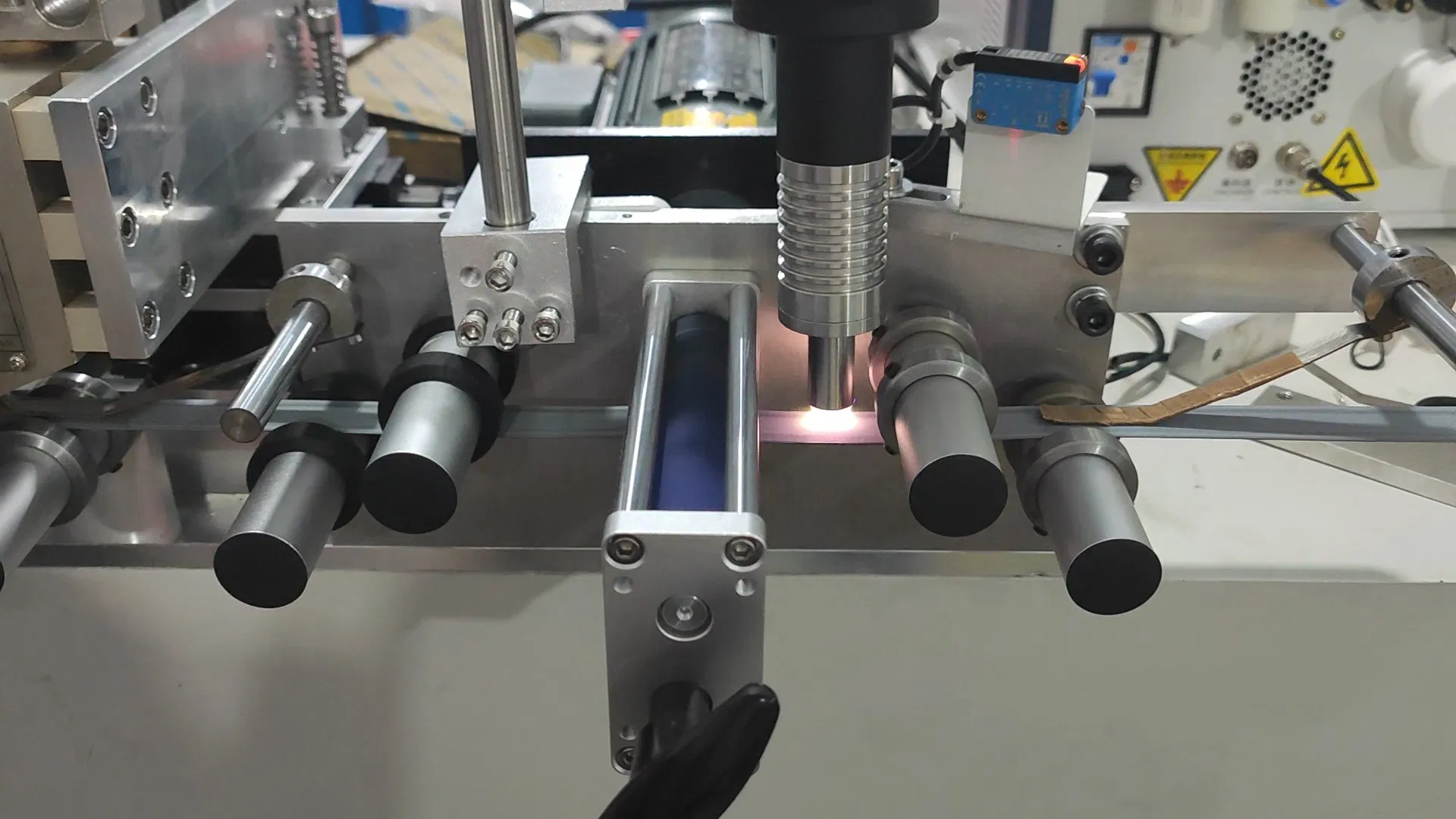 Keylink Advanced Plasma Etching System for Truck Semitrailer Surface Refinement