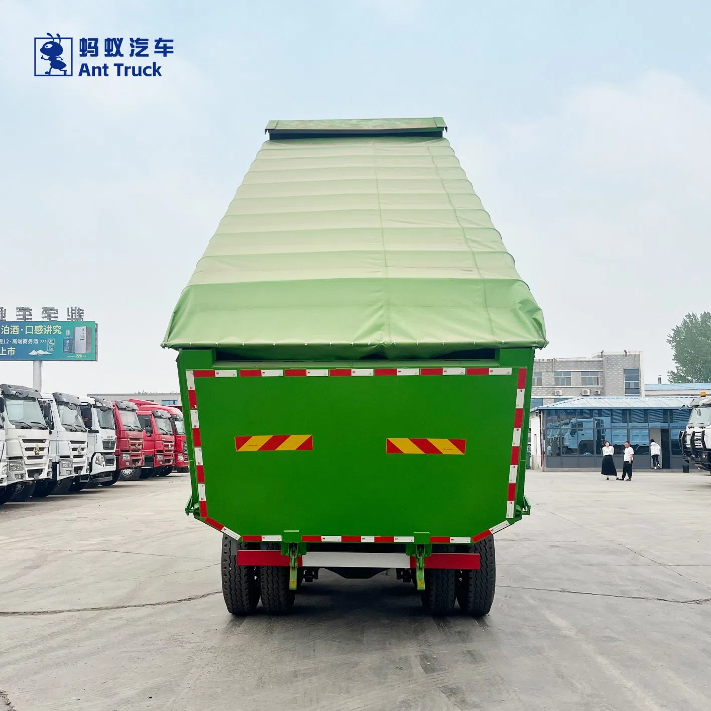 Sinotruk HOWO Tipper Truck Cargo Truck Sitrak G7 8X4 Dump Trucks Used Dump Truck Heavy Dump Truck for Mining Construction