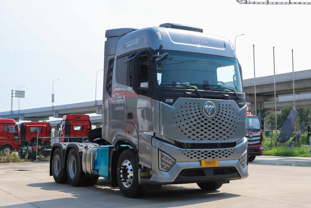 Foton Auman Galaxy Interior 1