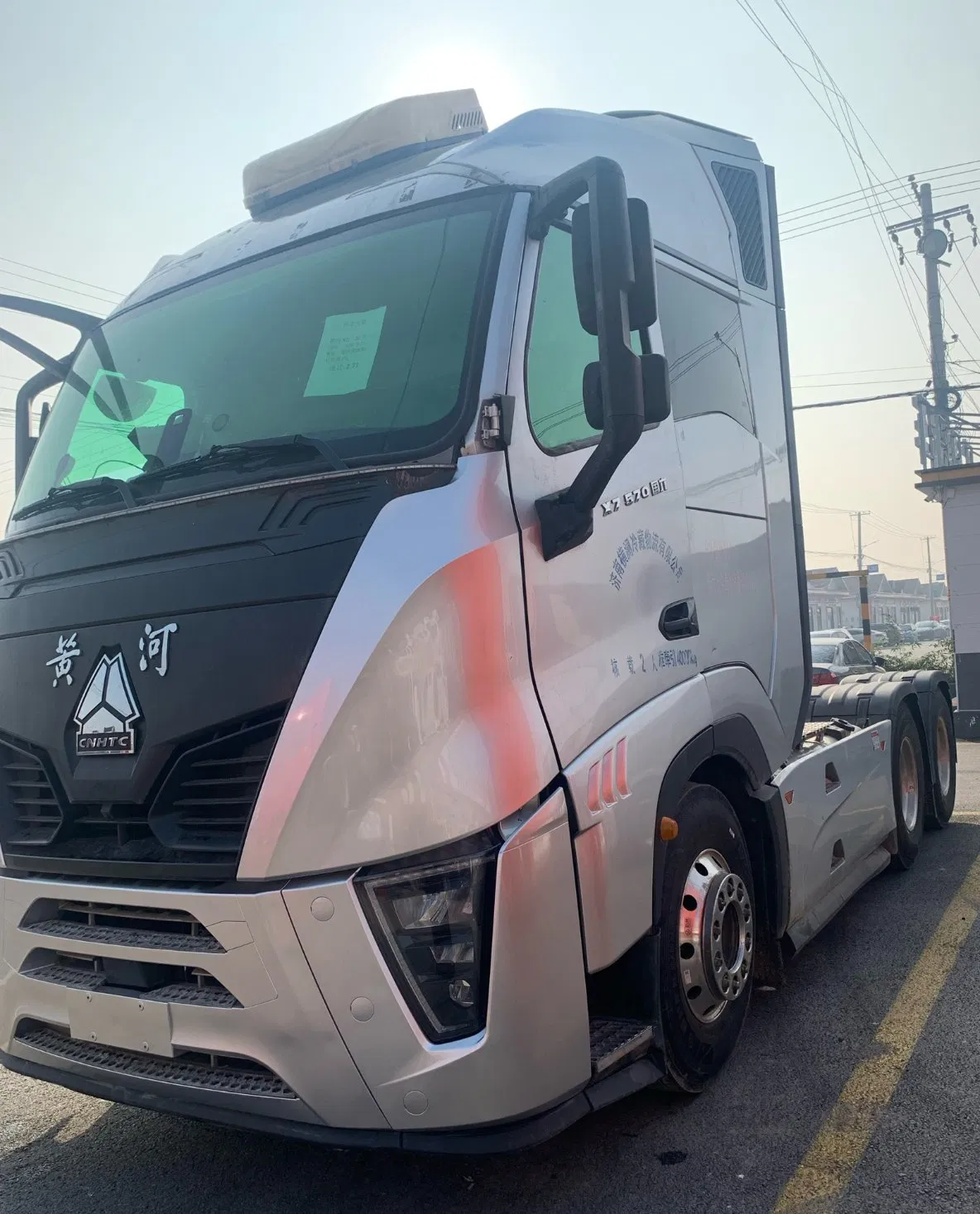 Used Tractor Yellow River X7 Heavy Truck 6X4 Logistics Distribution and Express Express Special Vehicles, The Ideal Choice for Long-Distance Logistics Transport