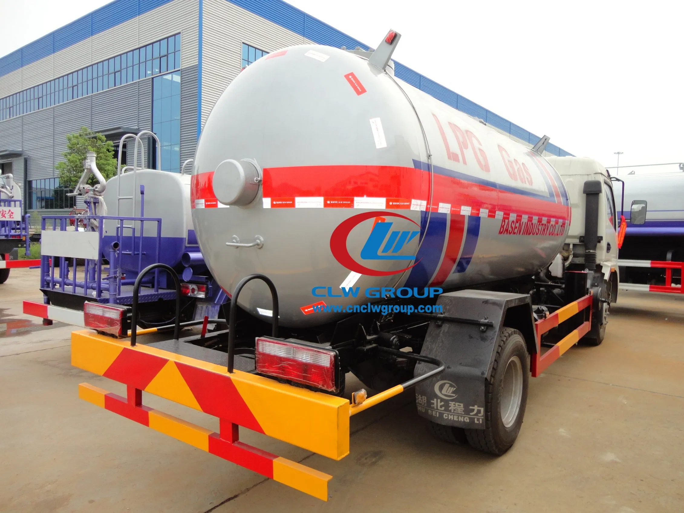 Dongfeng 5m3 8m3 Methane Storage Tank Container LPG Truck Trailer with Pump Transport Tanker Small LPG Bobtail Truck