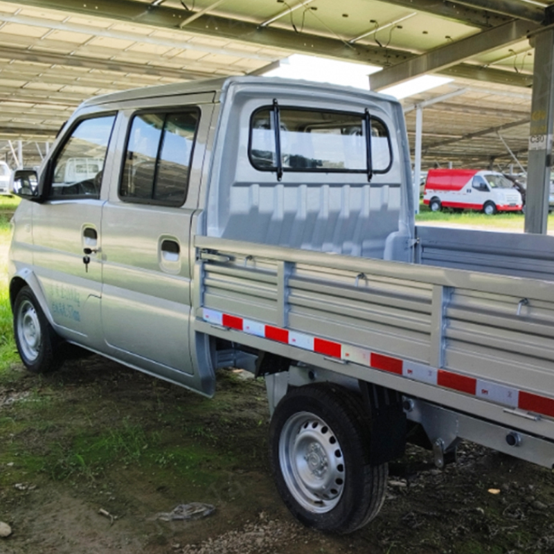Dfsk K02 Small Cargo Light Truck 2t Capacity for Urban Logistics, Delivery, and Agriculture