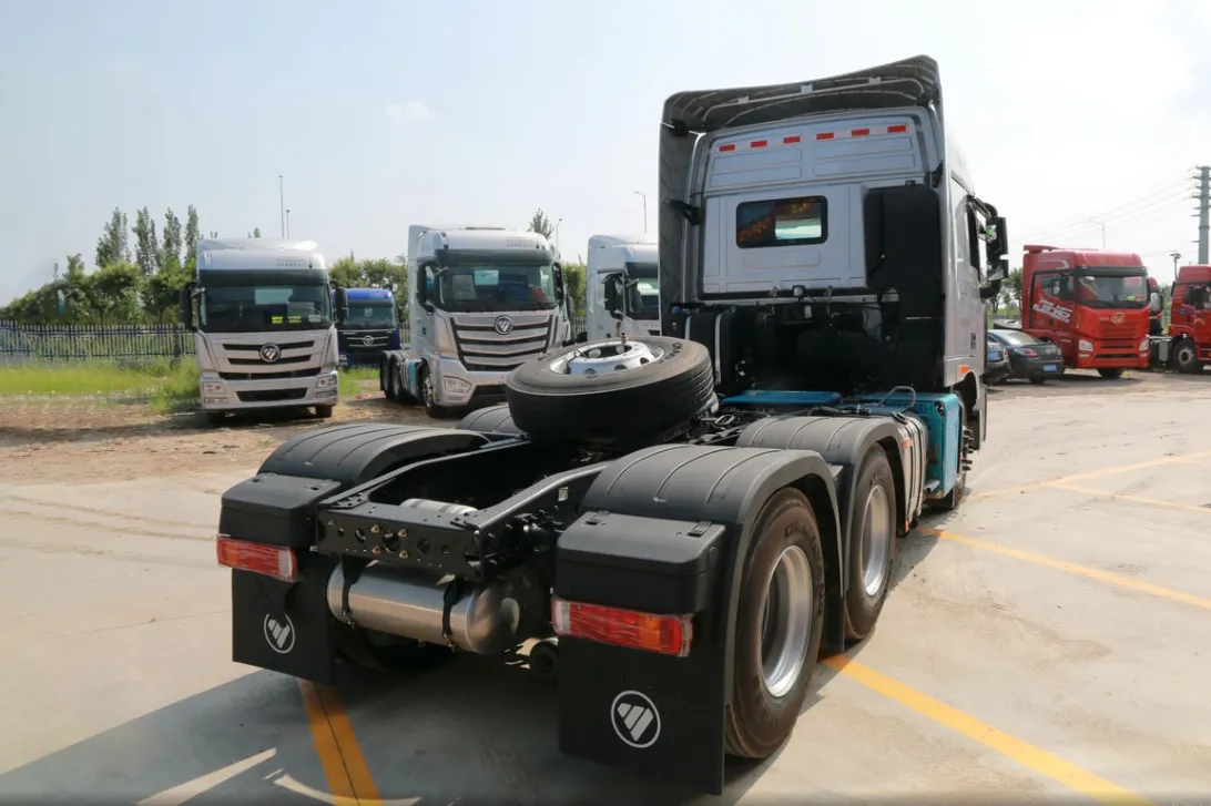 Foton Auman Interior