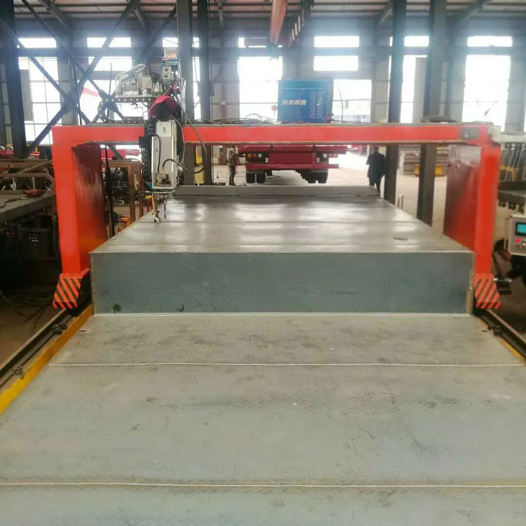 Low Price Electric Automatic Trailer Arc MIG Welding System for Truck Factory